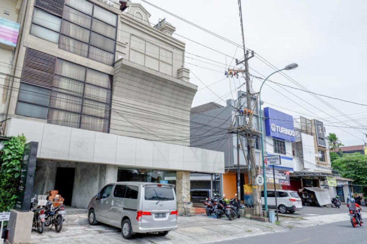 Sans Hotel Ekkon Yogyakarta By Reddoorz Ngabean Exterior photo