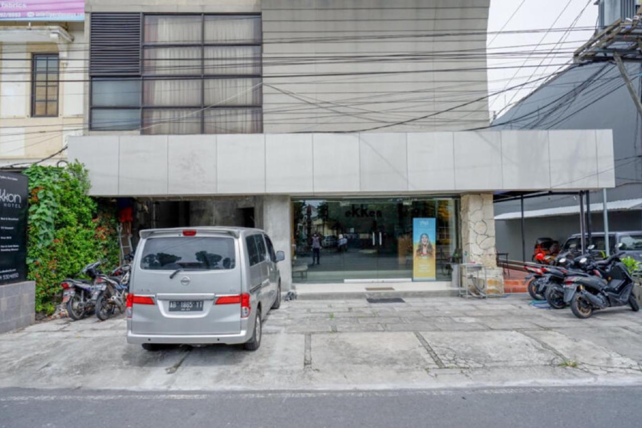 Sans Hotel Ekkon Yogyakarta By Reddoorz Ngabean Exterior photo